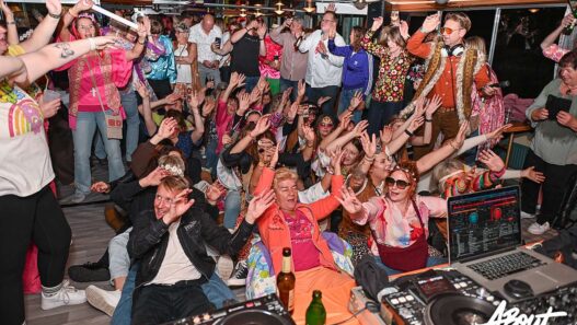 schlagermove auf der ms poseidon party auf dem mittellandkanal minden 69