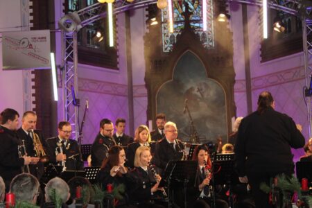 about minden jubilajubilaeumsveranstaltung 100 jahre musikzug der freiwilligen feuerwehr porta westfalica barkhausen das weihnachtskonzert 07.12.2025 07 12 2025 013 about minden jubilajubilaeumsveranstaltung 100 jahre musikzug der freiwilligen feuerwehr porta westfalica barkhausen das weihnachtskonzert 07.12.2025 07 12 2025 013
