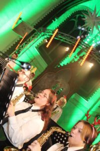 about minden jubilajubilaeumsveranstaltung 100 jahre musikzug der freiwilligen feuerwehr porta westfalica barkhausen das weihnachtskonzert 07.12.2025 07 12 2025 035 rotated about minden jubilajubilaeumsveranstaltung 100 jahre musikzug der freiwilligen feuerwehr porta westfalica barkhausen das weihnachtskonzert 07.12.2025 07 12 2025 035 rotated